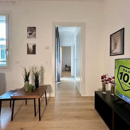 Manzoni بيت للعطل